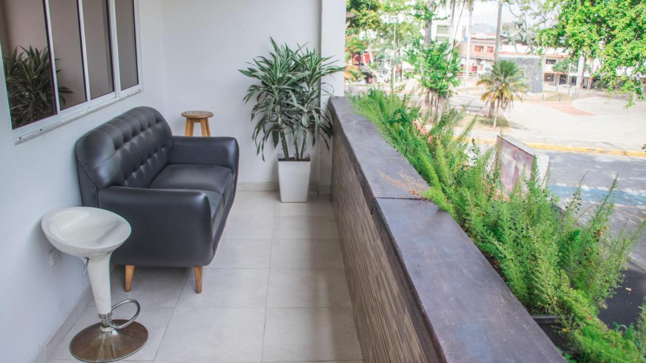 Blh Business Loft Hotel Bucaramanga Eksteriør billede