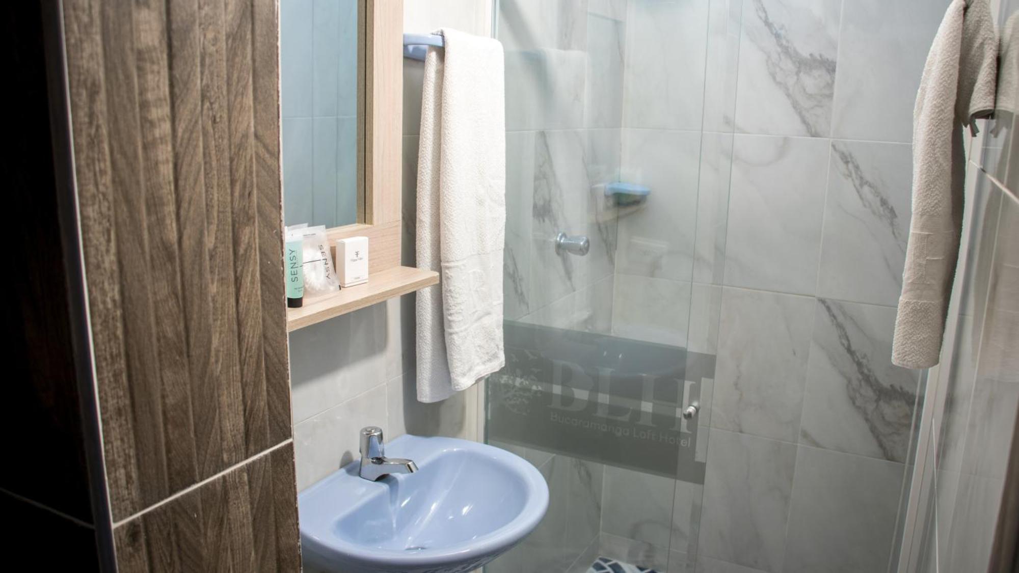 Blh Business Loft Hotel Bucaramanga Værelse billede